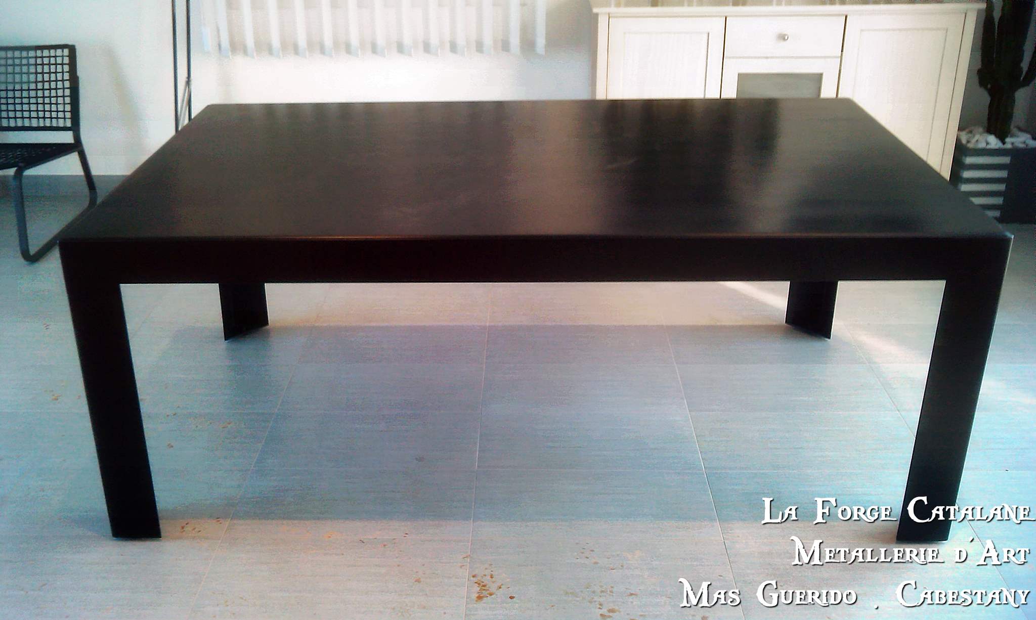 Table tole pliee   forge catalane.jpg